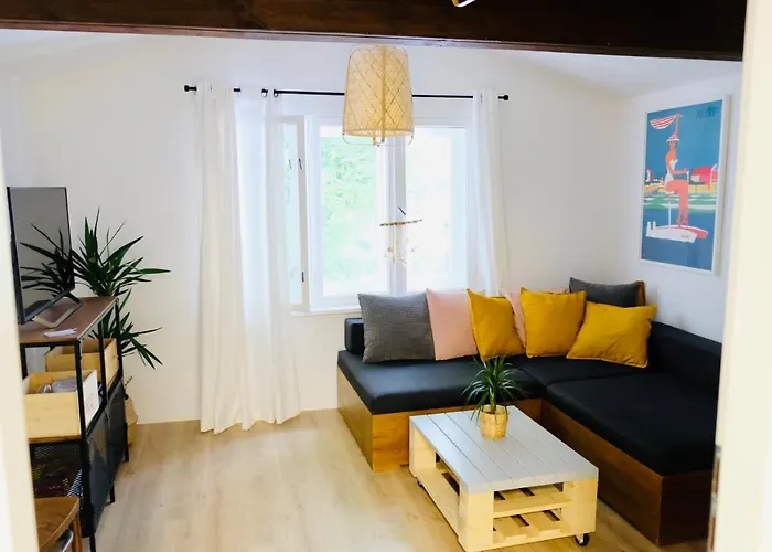 Belmondo Beach House